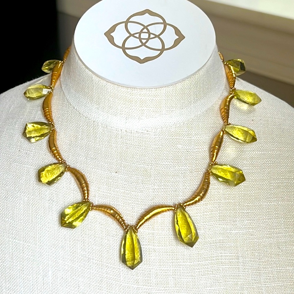 18 Karat Gold Peridot Necklace